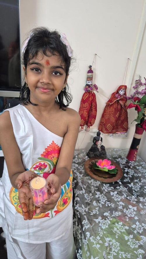 Komal Anand
