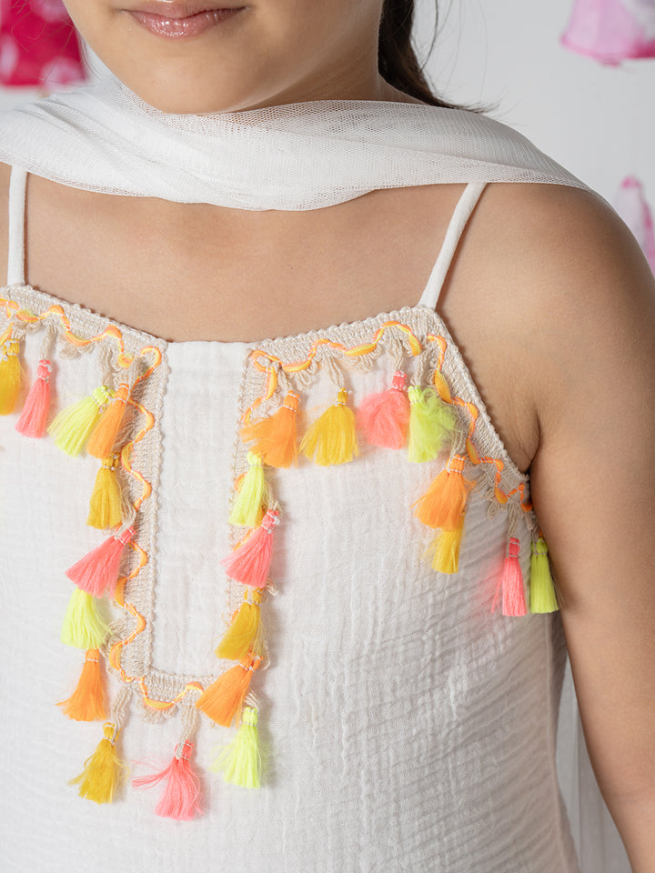 Girls White Kurta Set With Fringe Tape