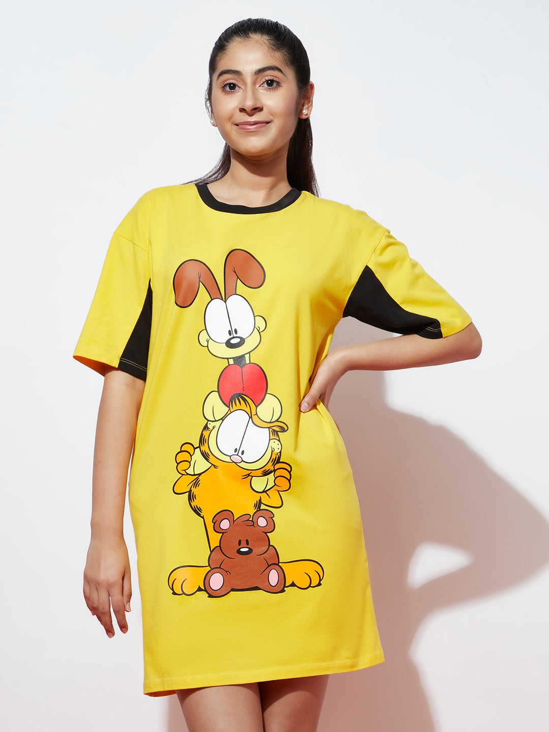 Teen Girls Big Garfield Print Dress