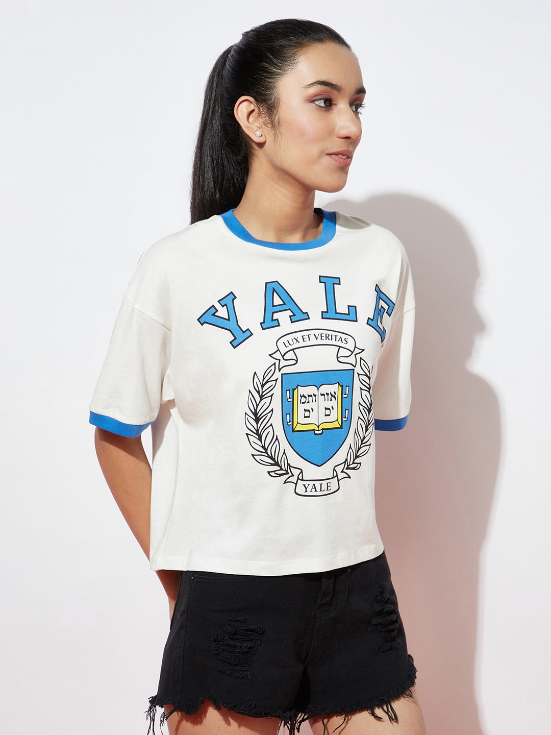 Teen Girls Yale University Badge Tshirt