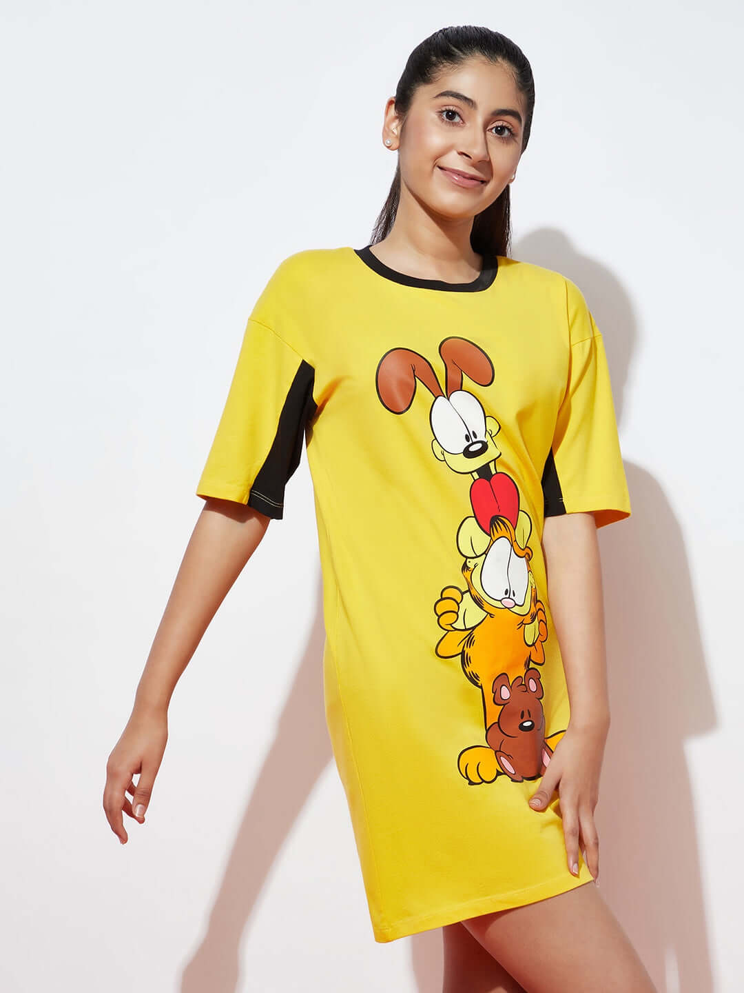 Teen Girls Big Garfield Print Dress