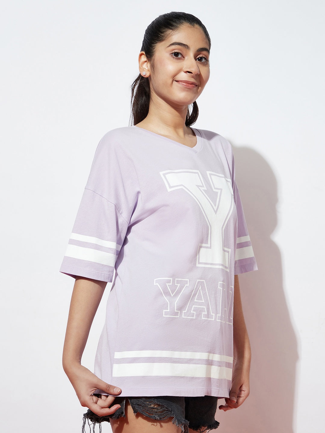 Teen Girls Over Sized Yale T-shirt