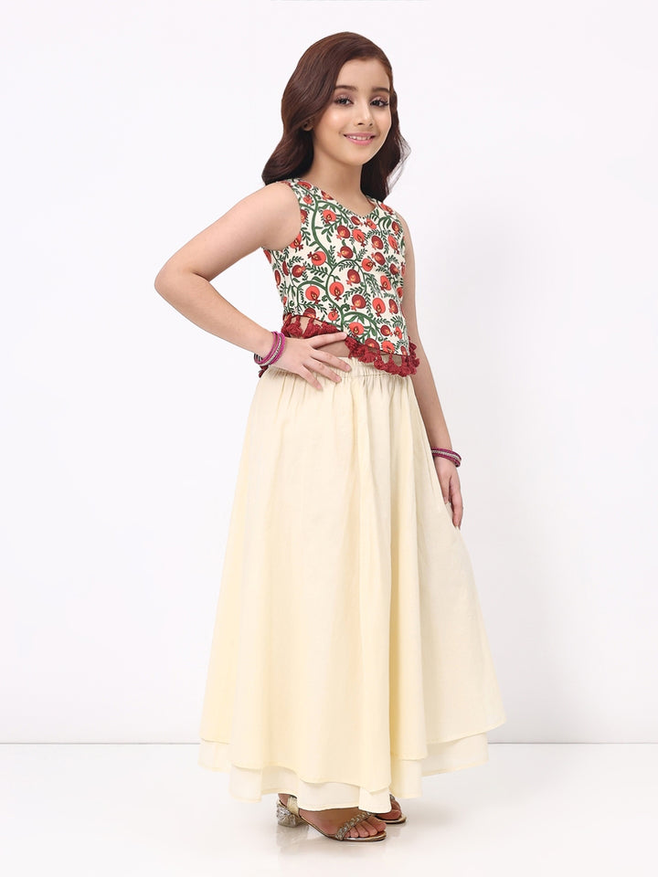 Girls Cream Printed Sleeveless Ethnic Top And Skirt Set