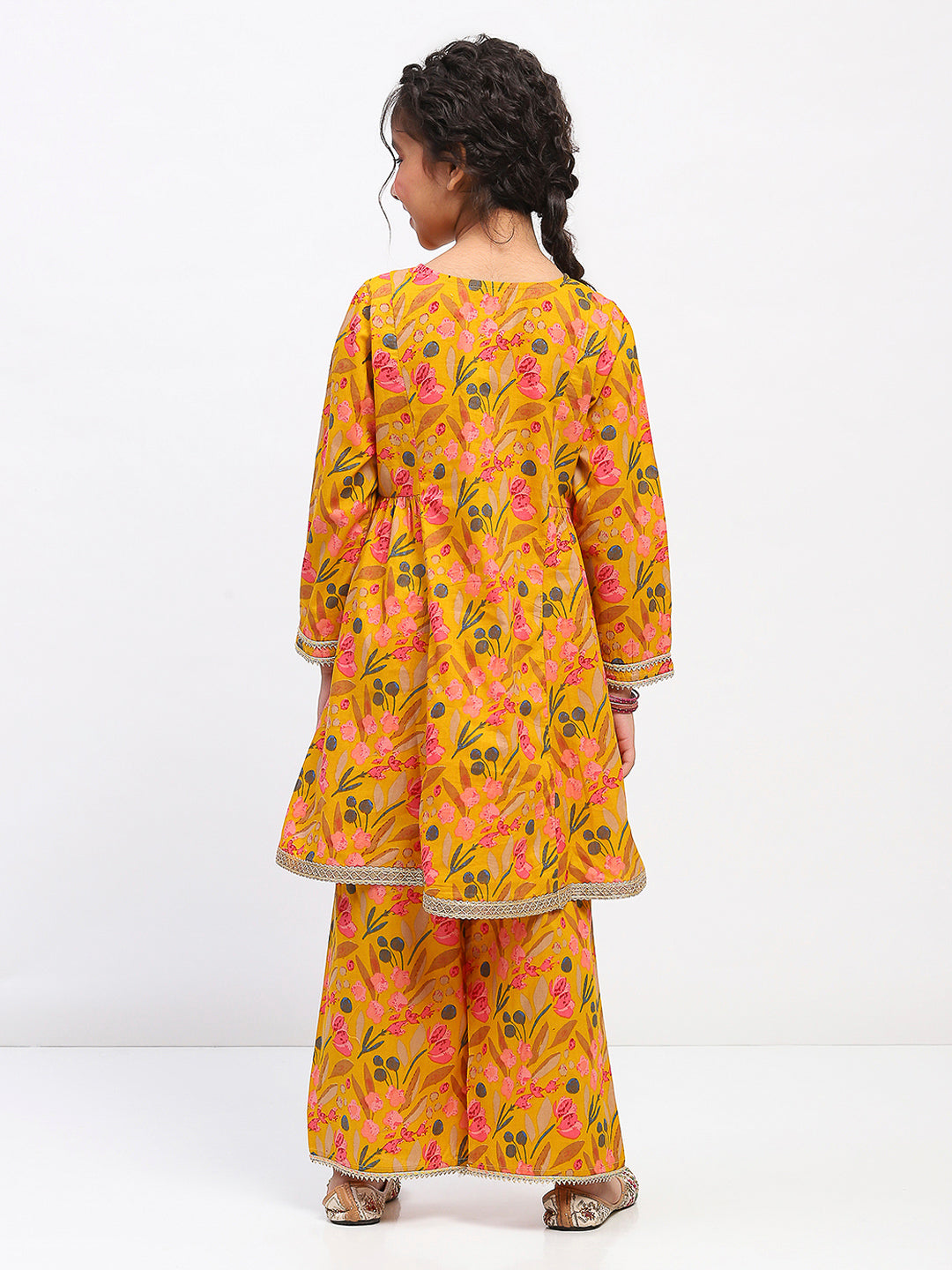 Girls Yellow Floral Print Ethnic Kurta and Palazzo Set