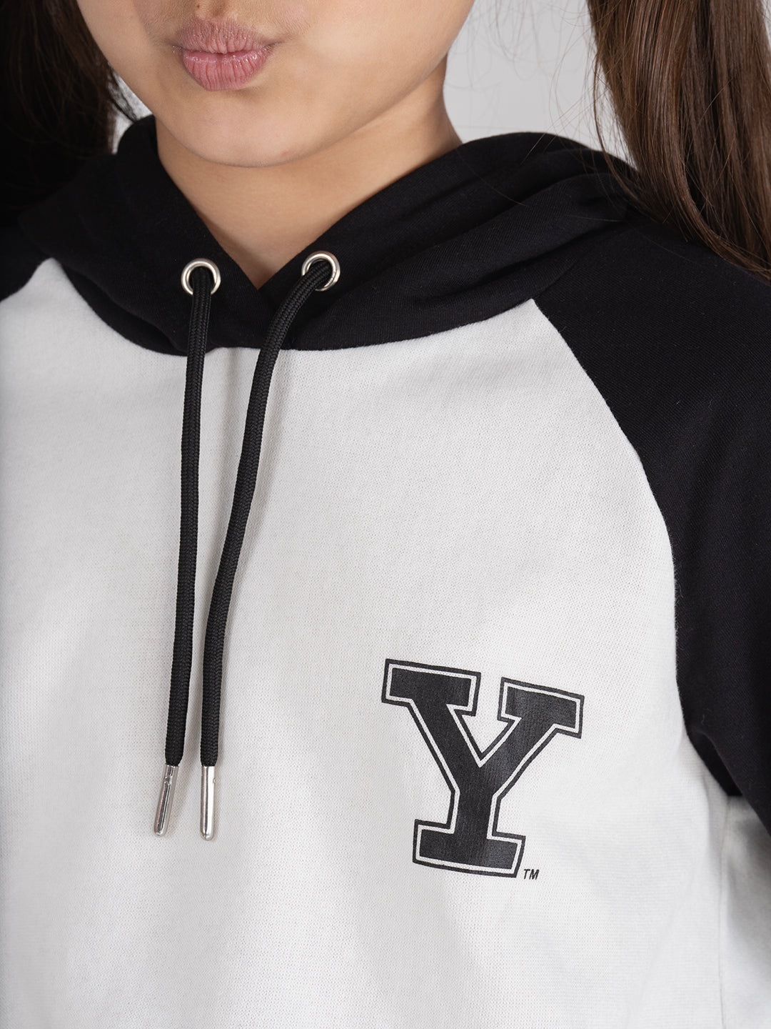 Black and white Yale girls sweatshirt