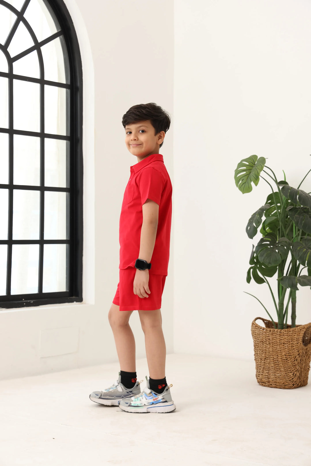 Spunkies Boys Red Solid Collared Short Sleeves Polo T-Shirt and Shorts Set