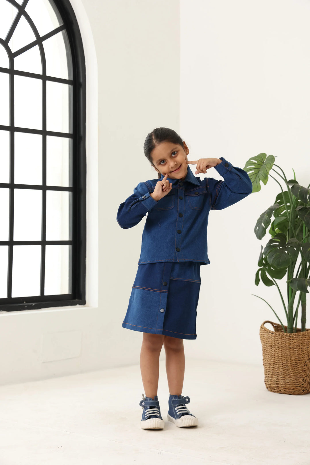 Spunkies Girls Navy Blue Color-Blocked Collared Long Sleeves Shirt and Skirt Set