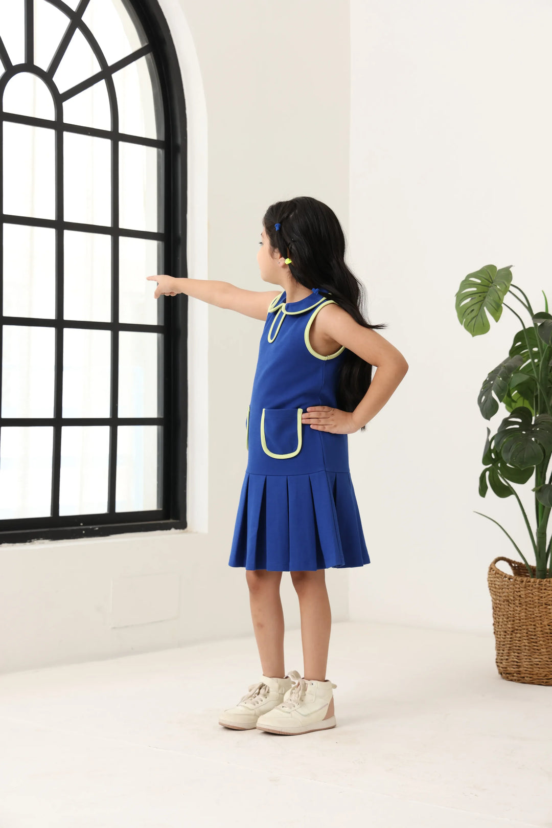 Spunkies Blue Girls Solid Peter Pan Collar Sleeveless Pleated A-Line Dress