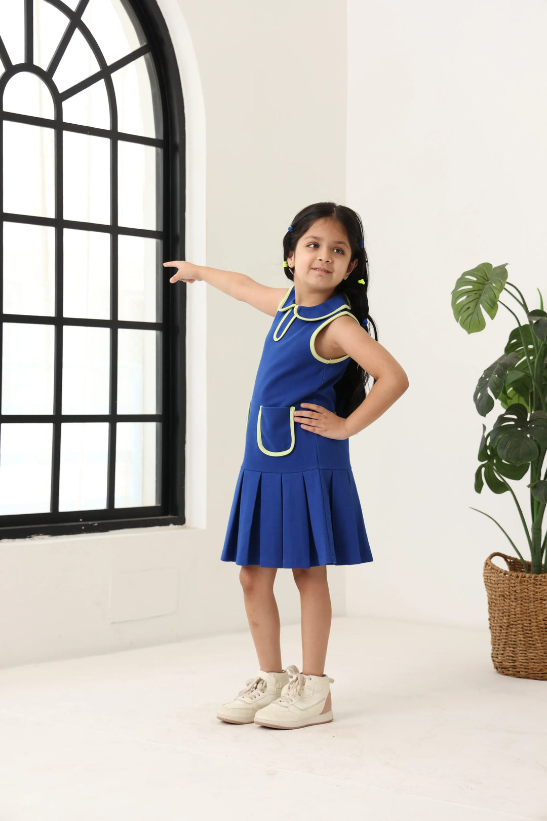 Spunkies Blue Girls Solid Peter Pan Collar Sleeveless Pleated A-Line Dress
