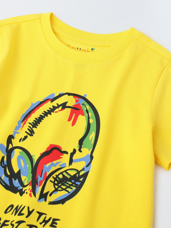 Yellow Headphone printed T-shirt