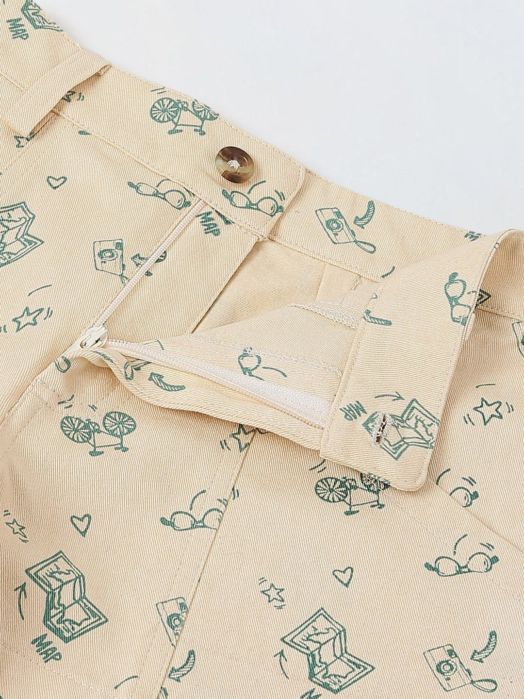 Spunkies Girls Beige Geometric Print Button and Zip Shorts