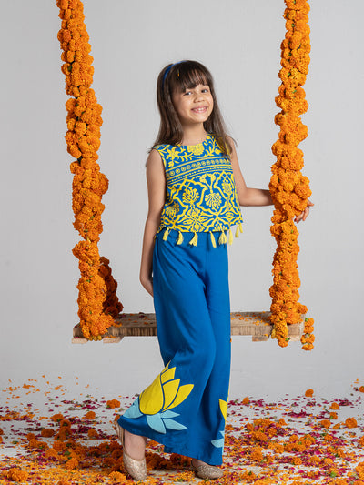 Comfortable top and pant set embellished with hand made tassel for Girls