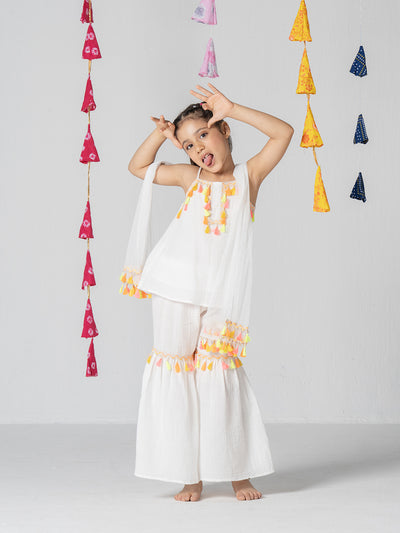 Girls White Kurta Set With Fringe Tape