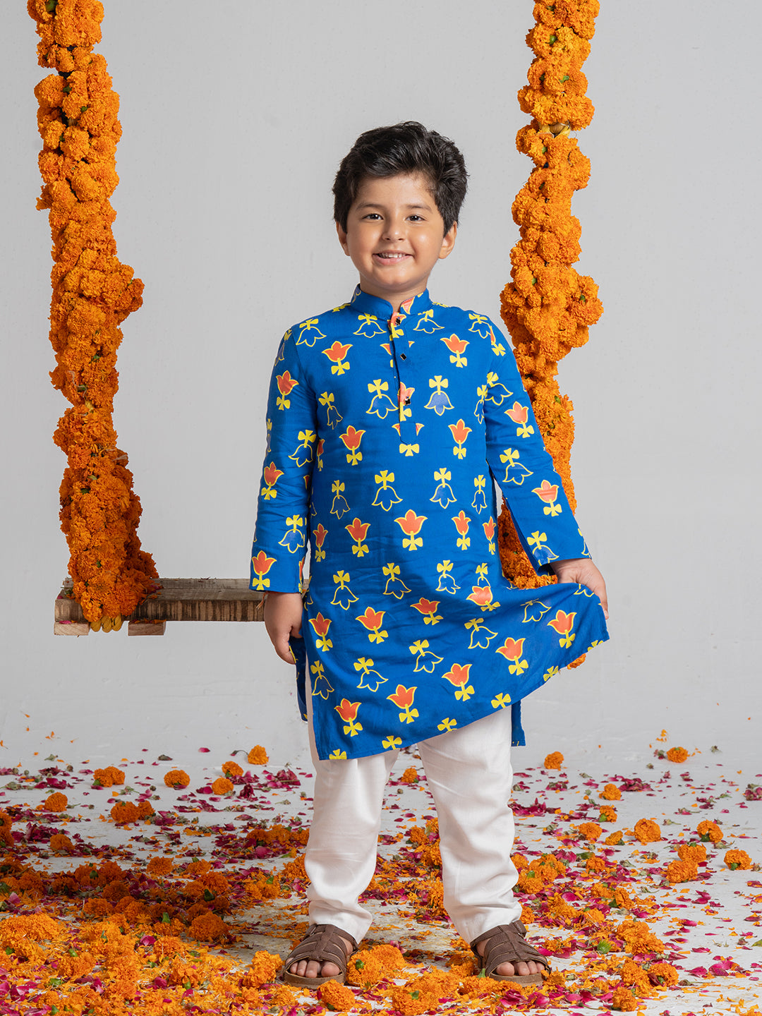 Flower Design Kurta Set In Blue For Boys