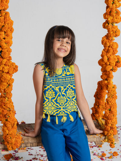 Comfortable top and pant set embellished with hand made tassel for Girls