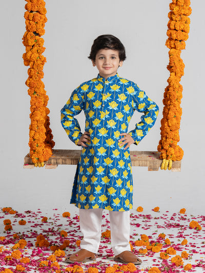 Boys Flower Design Kurta Set In Blue