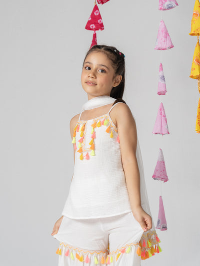 Girls White Kurta Set With Fringe Tape